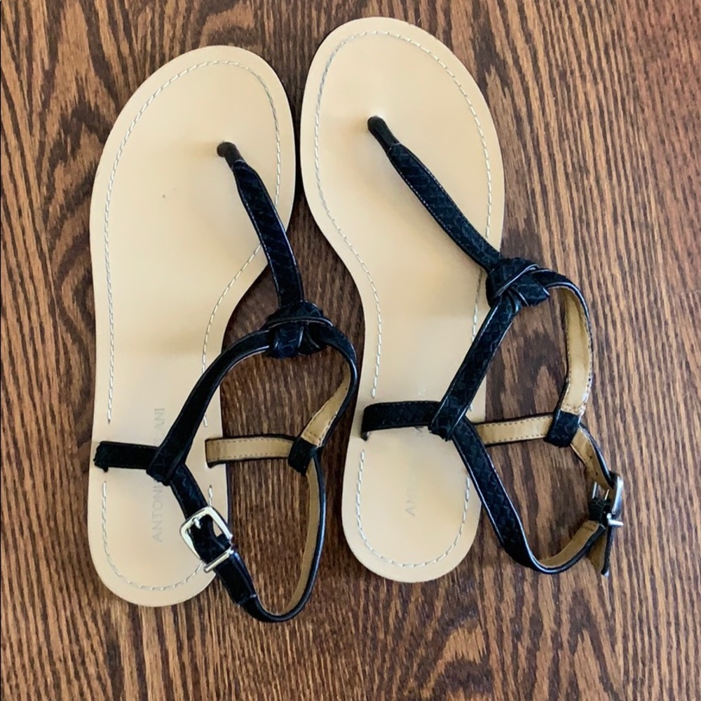Black sandals NEW